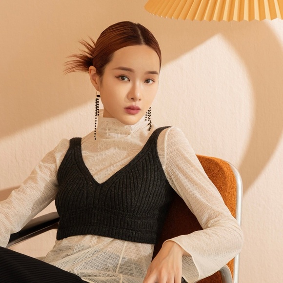 UNIQLO - Mesh High Neck Long Sleeve T-Shirt (Mame Kurogouchi Collaboration) - Picture 9 of 10